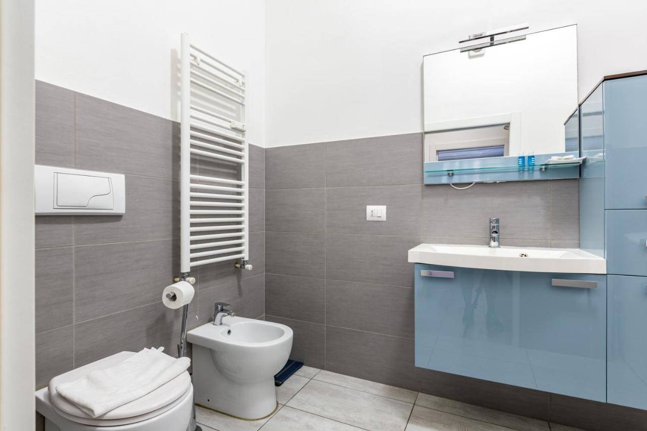 Milano Central Station Renovated Apt Luaran gambar